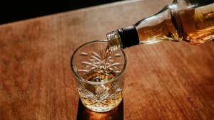 Корисні властивості помірного вживання алкоголю