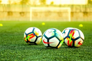 Качественные футбольные мячи и их отличия