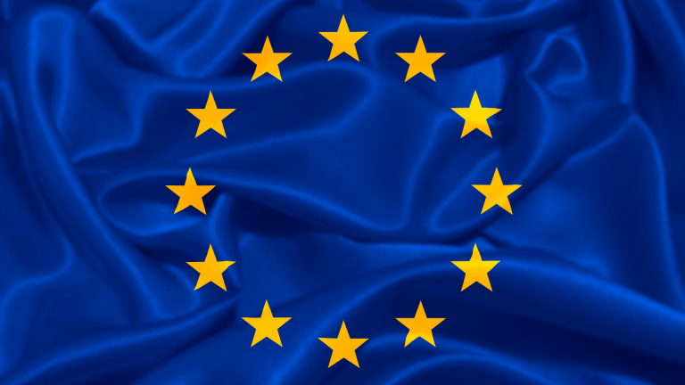 Еврокомиссия готова разморозить €550 млн для Венгрии в обмен на поддержку санкций против России