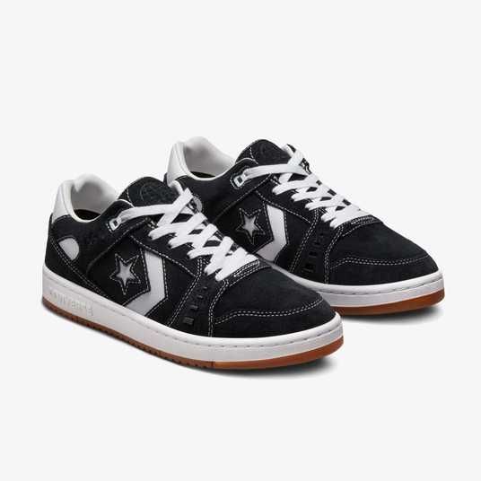 Как подобрать мужские конверсы под любой стиль