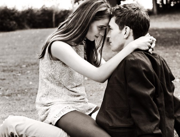 Интимные игрушки для пар: как добавить ними новые ощущения